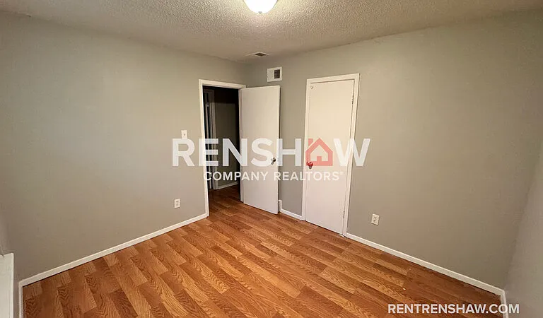 381 N Manassas St — Photo 8