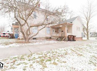 201 1/2 20th St, Auburn, IN 46706