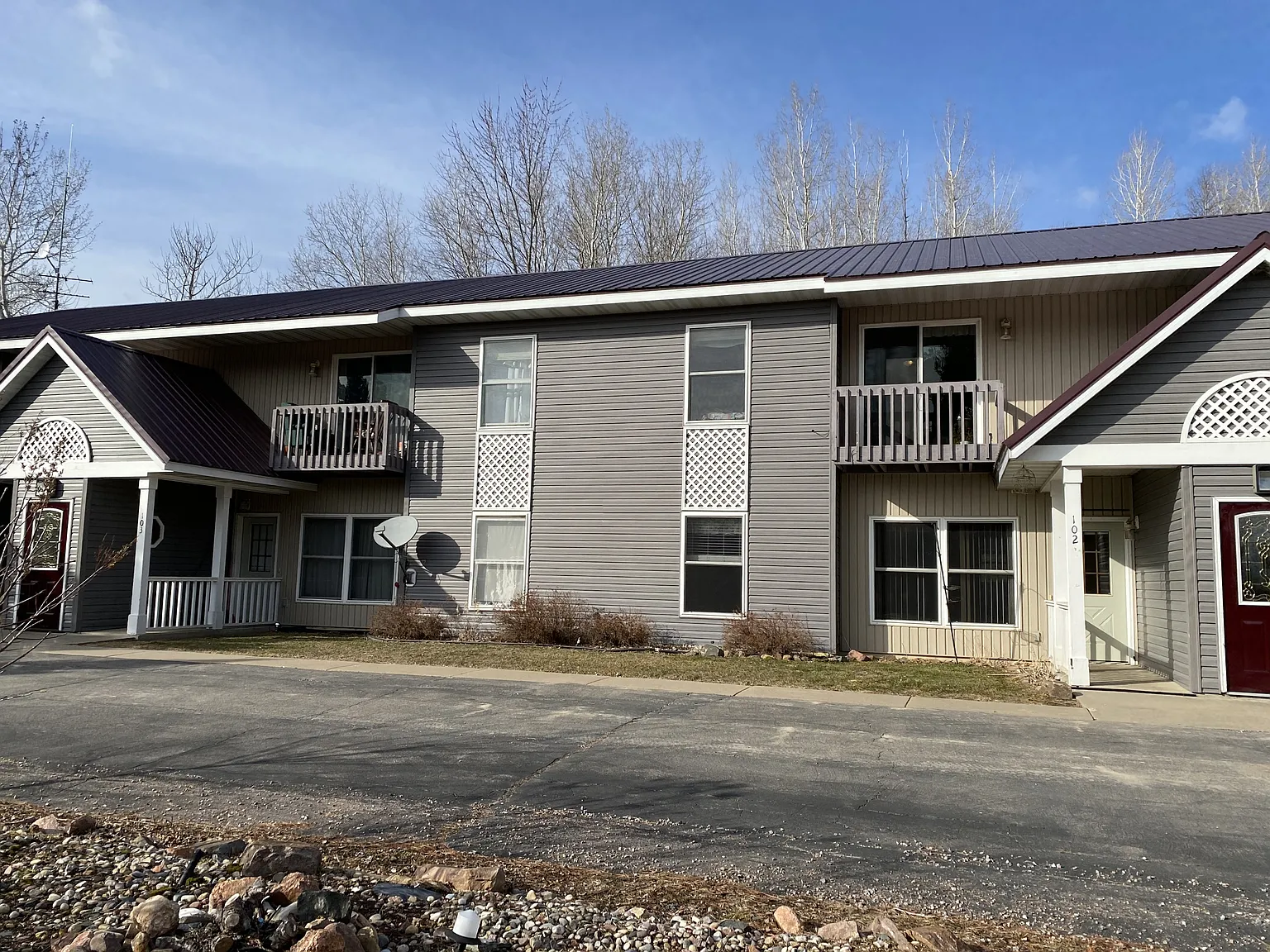 203620 Wisconsin 97 — Photo 1