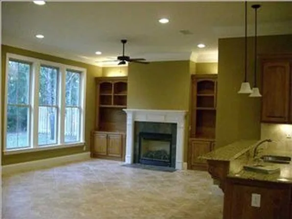 2220 Milner Way, Mobile, AL 36695