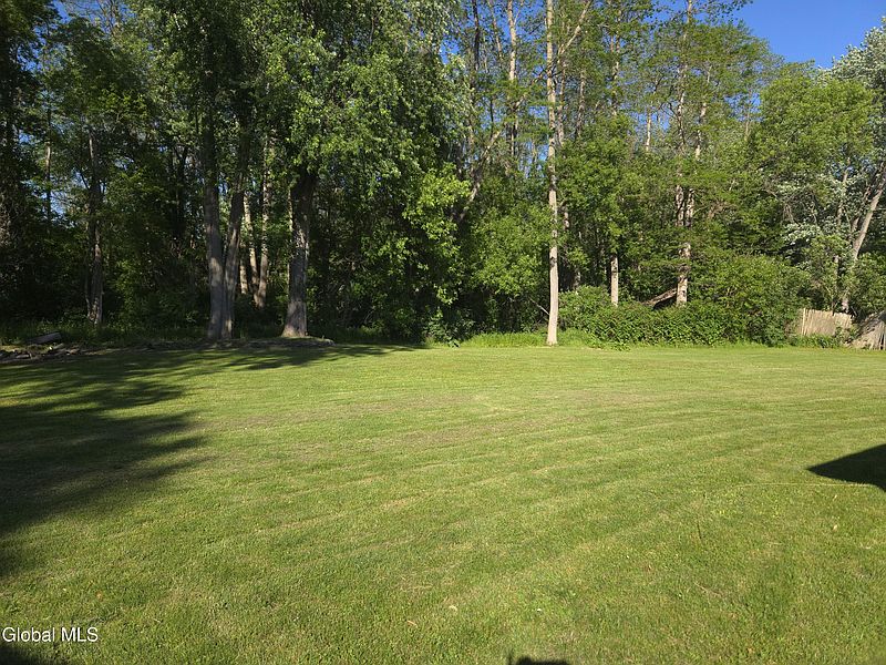 5th image of 749 Stoners Trail Road