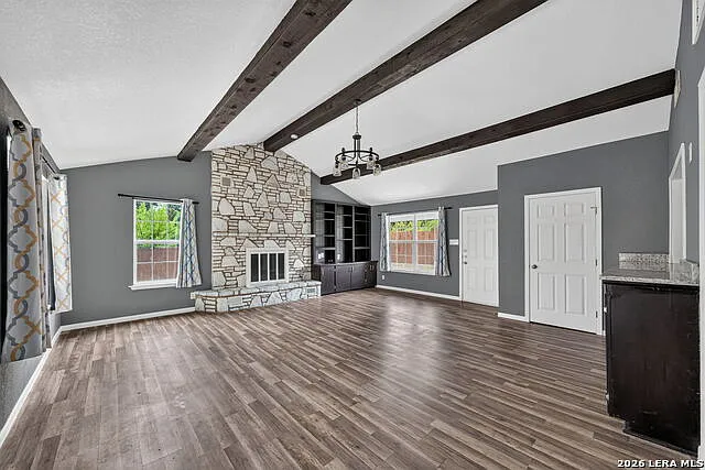 3 bed, 2.0 bath, 2127 sqft, $2,500 — Photo 3