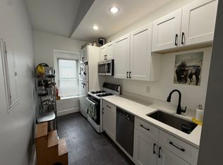 28 Maverick St APT 3, Boston, MA 02128