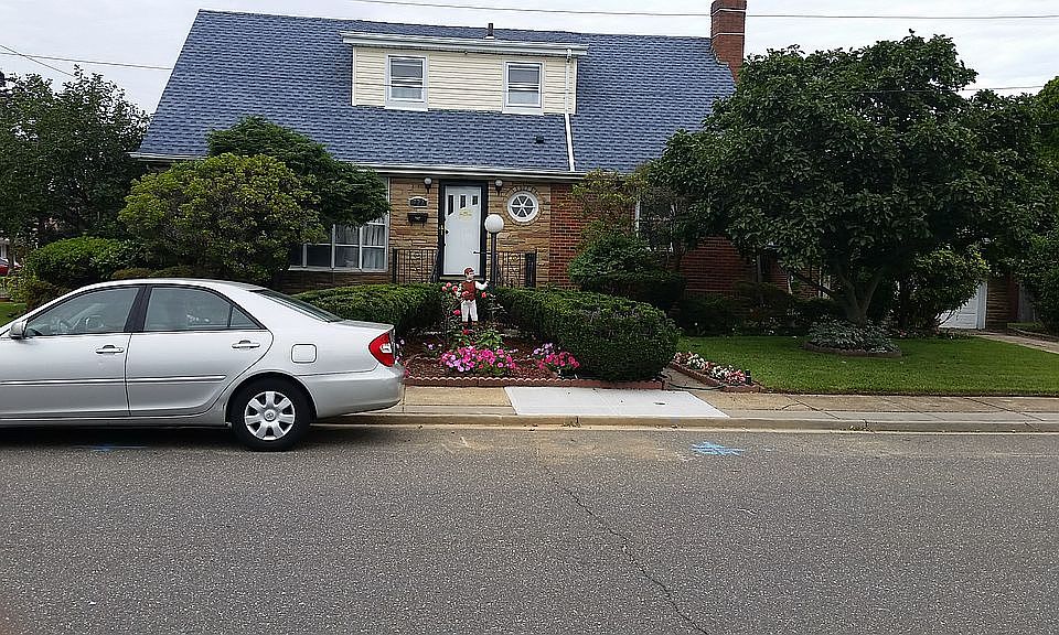 1st image of 722 Crans St