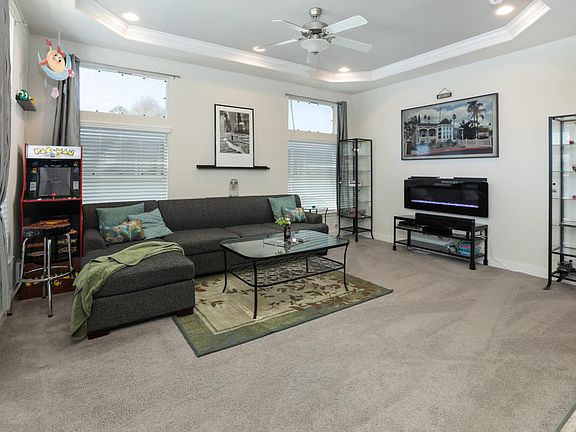 5th image of 510 Saddlebrook Dr #301