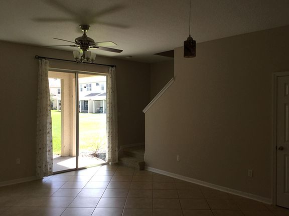 3rd image of 211 Windflower Way