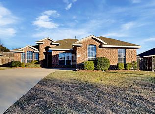 2710 Beacon Hill Dr, Rockwall, TX 75087