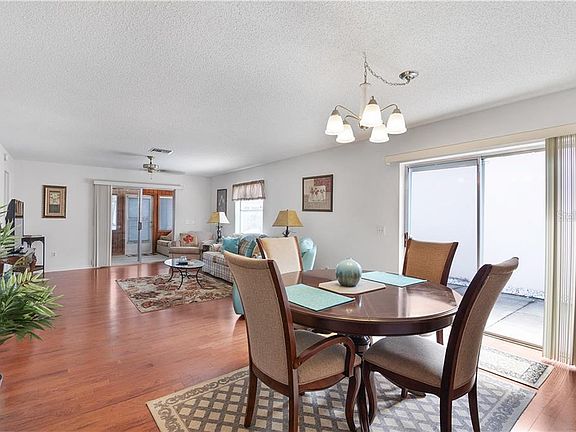 5th image of 733 Hernandez Dr