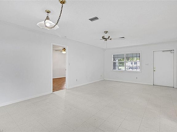 5th image of 625 Grandview DR