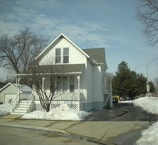 1st image of 704 S Oakland Ave