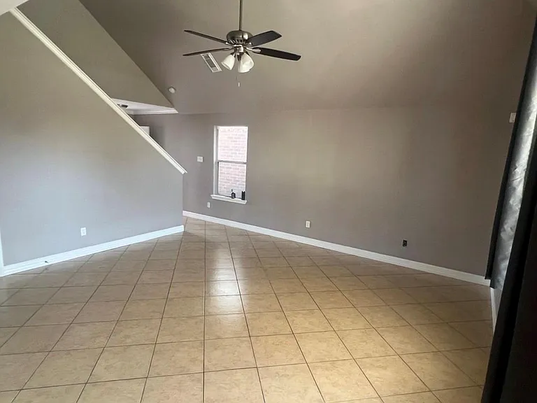 10510 Linsley Ln — Photo 10