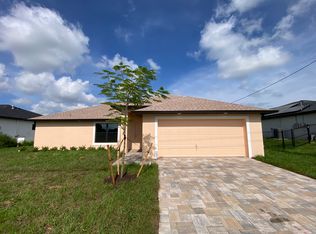 1318 NE 2nd Ave, Cape Coral, FL 33909