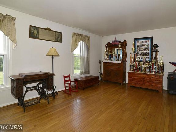 4th image of 23124 Watson Rd