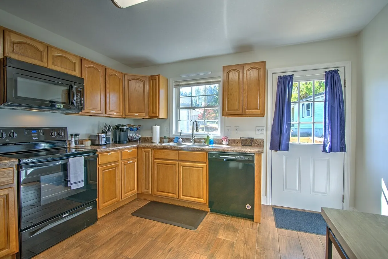 2 bed, $2,500 — Photo 4