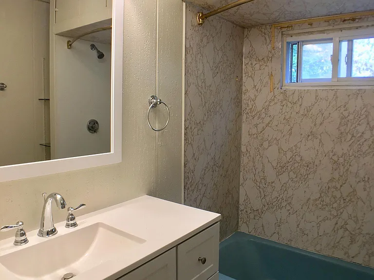 535 Park Ave #1 — Photo 9