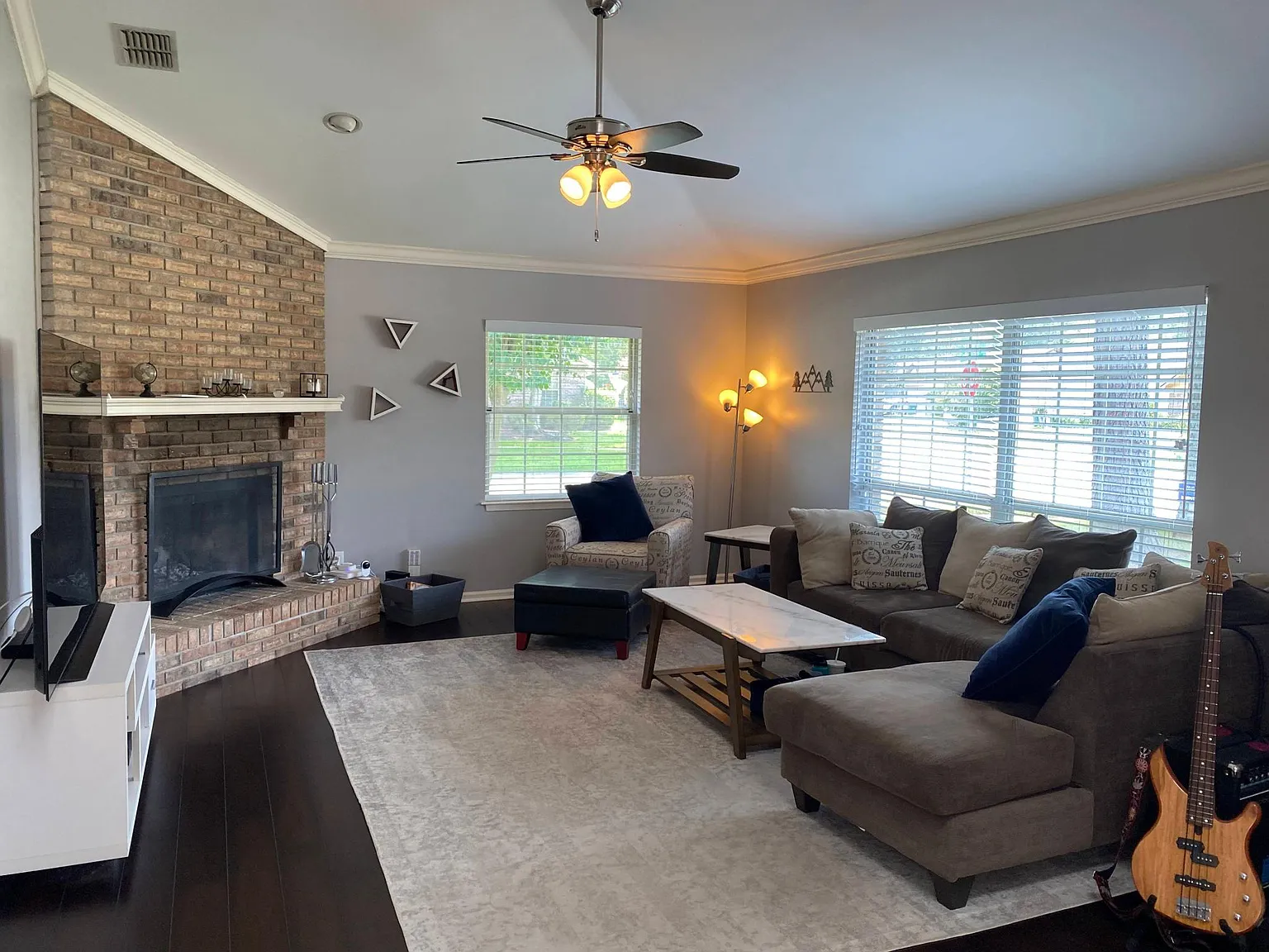3 bed, 1564 sqft, $2,649 — Photo 4