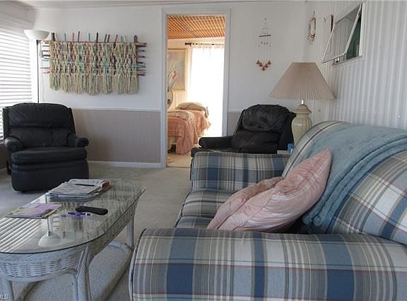 3rd image of 127 Cortez Way