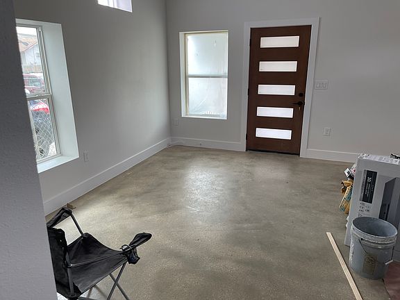 2nd image of 1041 Delgado St #1