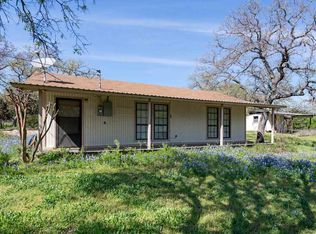 534 Wood Forest Rd, Kingsland, TX 78639