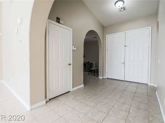 3rd image of 8209 Weeping Springs Ave