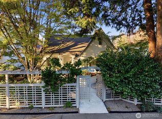 2400 E Roanoke Street, Seattle, WA 98112