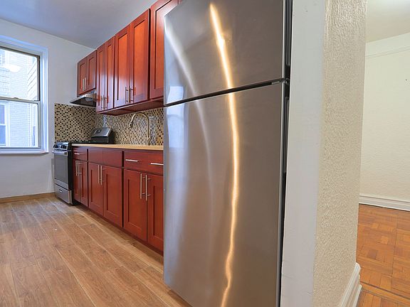 2nd image of 8502 Fort Hamilton Pkwy APT 4K