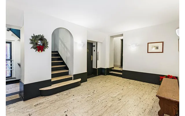 Sold by Douglas Elliman | media 15