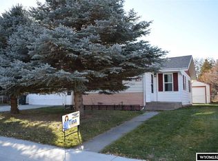 829 S. 1st, GLENROCK, WY 82637