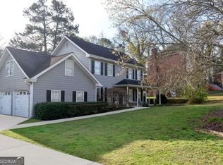 2074 Rockdale Cir, Snellville, GA 30078