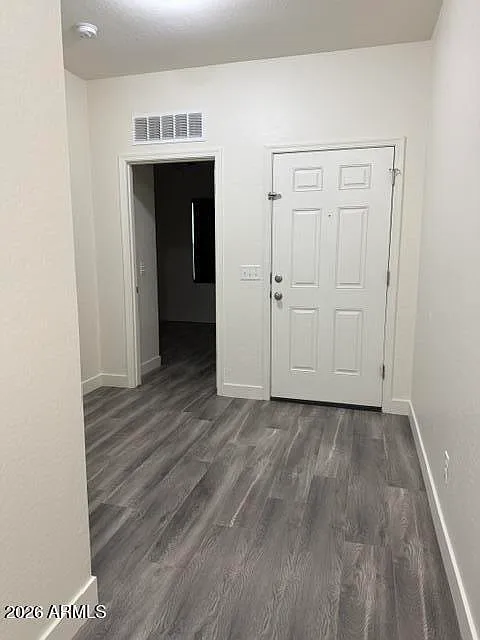 3 bed, 2.0 bath, 1662 sqft, $1,900 — Photo 2