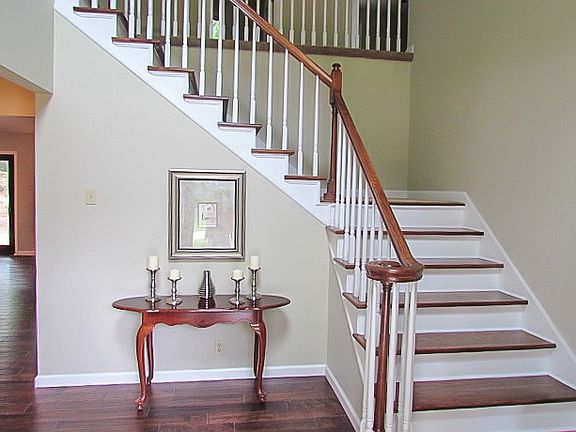 3rd image of 11412 Gates Mill Dr