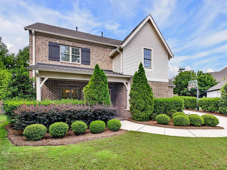 1st image of 655 Provence Dr