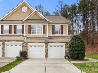 719 Deerbrook Ln, Tega Cay, SC 29708