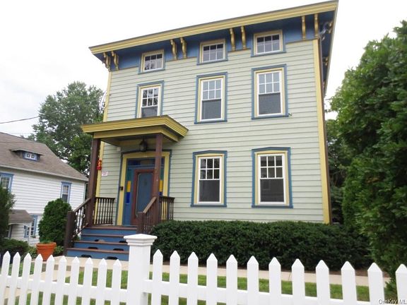 2nd image of 23 Depew Ave #201