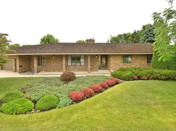 440 16th St SW, Owatonna, MN 55060