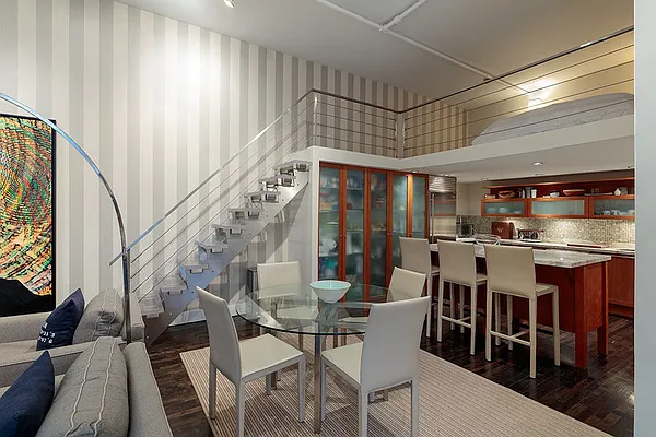 Sold by Nest Seekers International | media 4