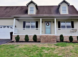 4037 Elwin Dr, Cookeville, TN 38506