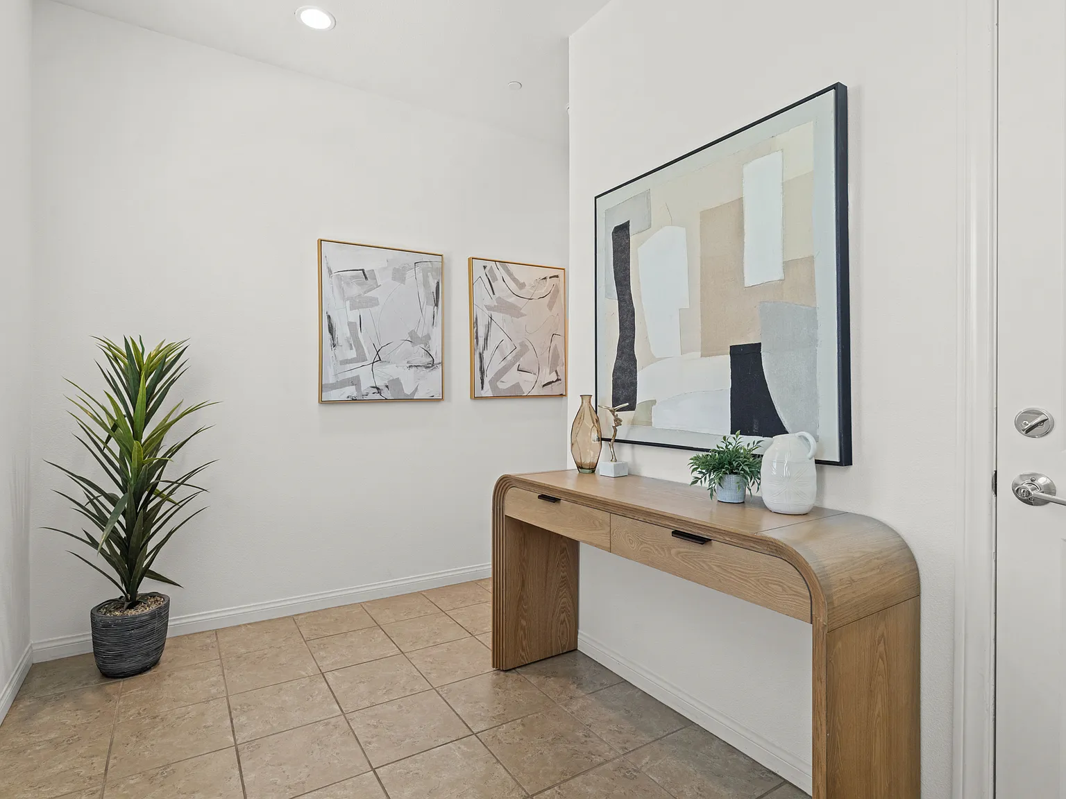 2 bed, 2.5 bath, 1447 sqft, $3,200 — Photo 4