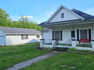 119 E 3rd St, Mulberry, KS, 66756