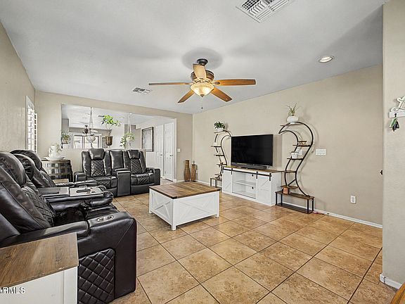 3rd image of 6325 W VALENCIA Drive