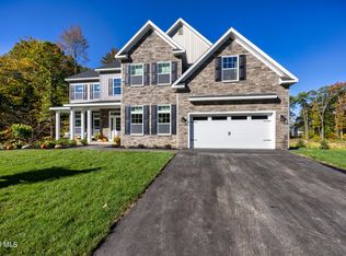 34 Tamarack Street, Ballston Lake, NY 12019