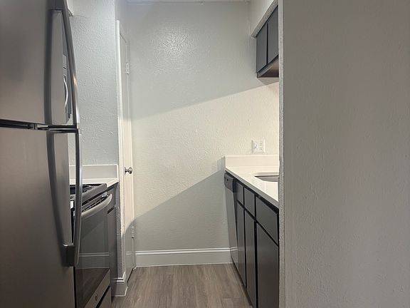 C1 1486 SQ FT 3.2 1/2