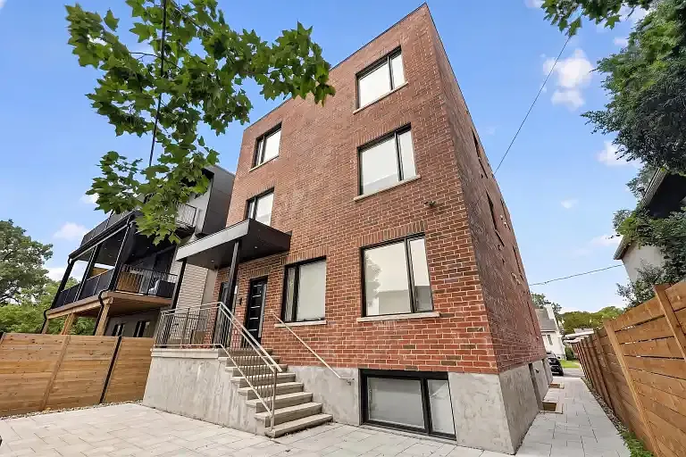 250 Ferland St #5 — Photo 1
