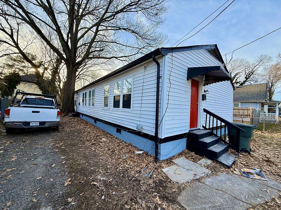 1st image of 1523 Rush St #B