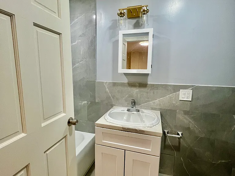 95 Sterling Pl #GARDEN — Photo 21