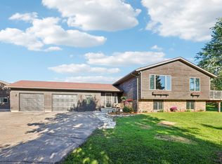 733 N Meadow Dr, Hudson, WI 54016