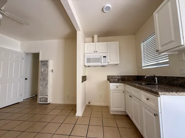 1250 Raymond Ave, Long Beach, CA
