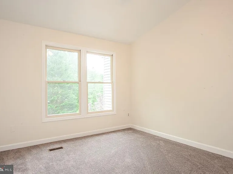6071 Joust Ln — Photo 14