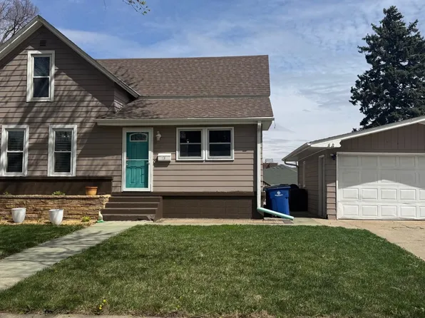 102 N 14th St, Norfolk, NE 68701