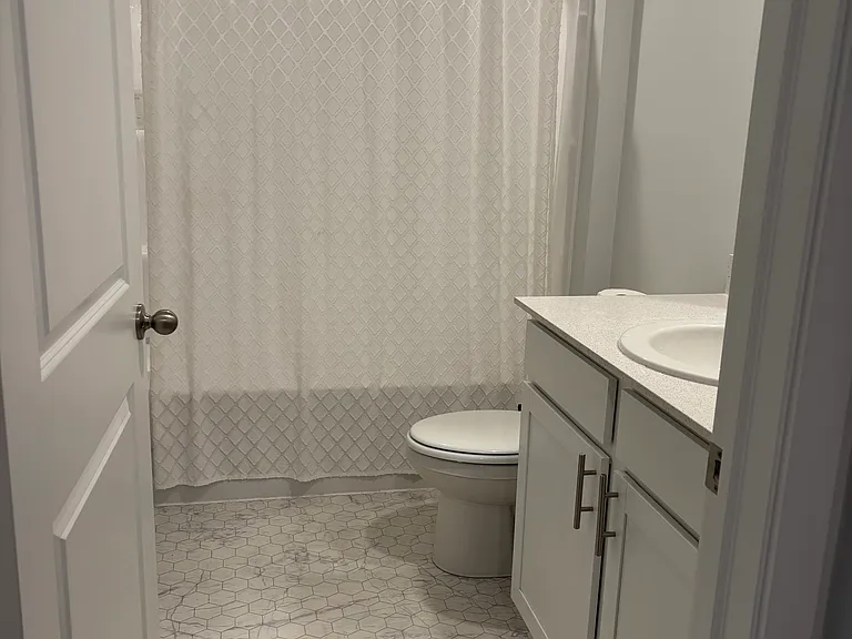 38 Sunbeam Ct — Photo 14